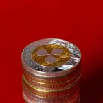 Coinbase And Ripple CEOs Reportedly Meet Howard Lutnick Over CLARITY Act